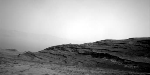 Mars image captured by NAV_RIGHT_B on Curiosity