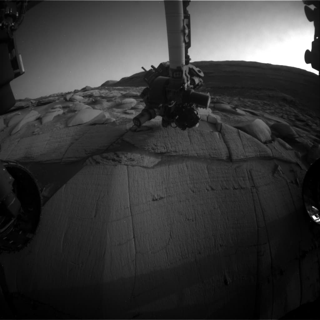 Mars image captured by FHAZ_LEFT_B on Curiosity