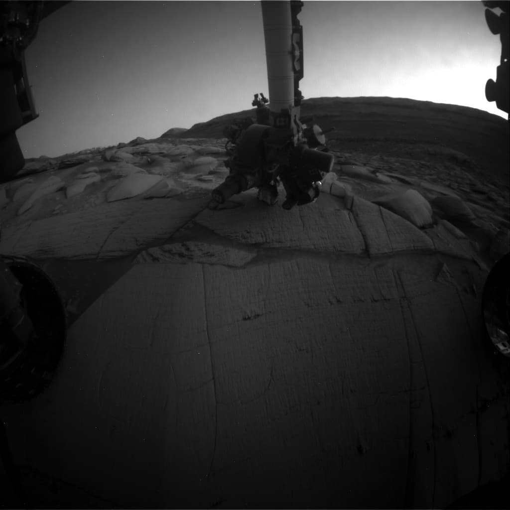 Mars image captured by FHAZ_LEFT_B on Curiosity