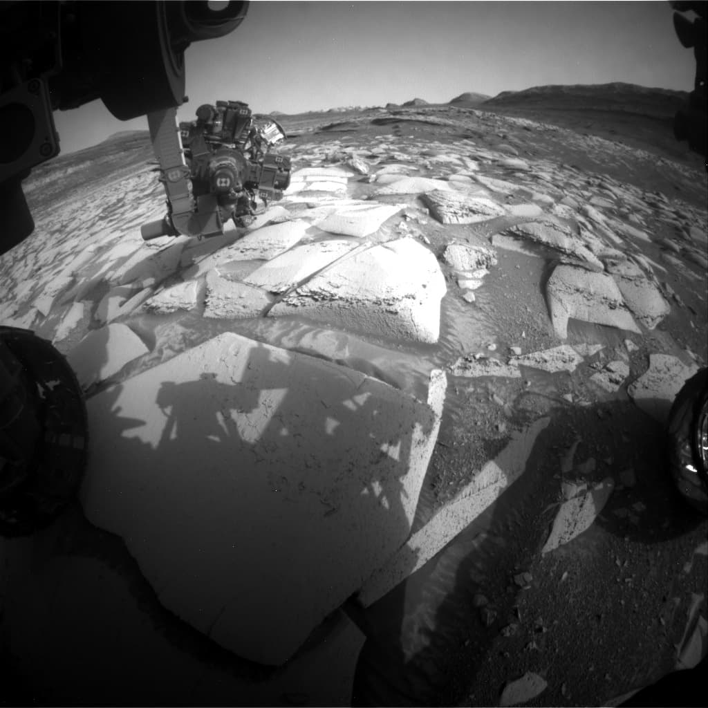 Mars image captured by FHAZ_LEFT_B on Curiosity