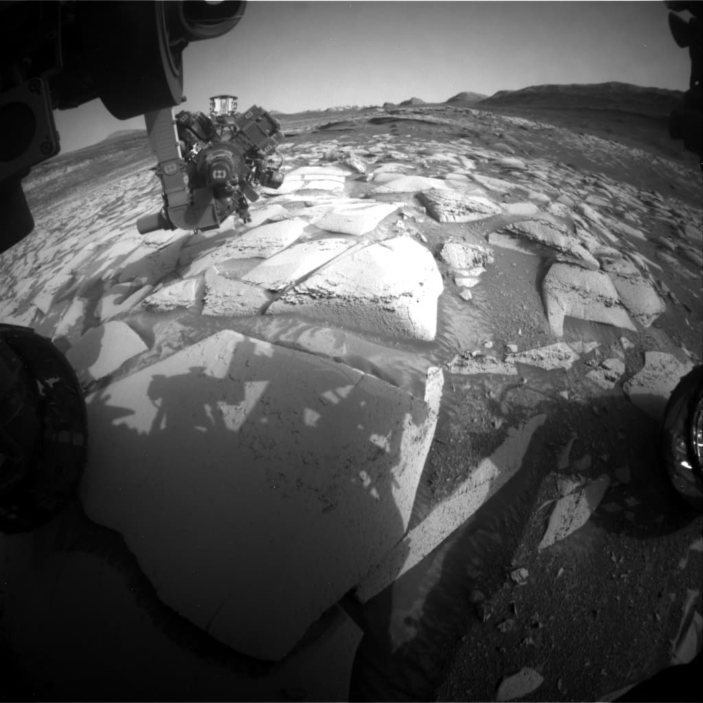 Mars image captured by FHAZ_LEFT_B on Curiosity