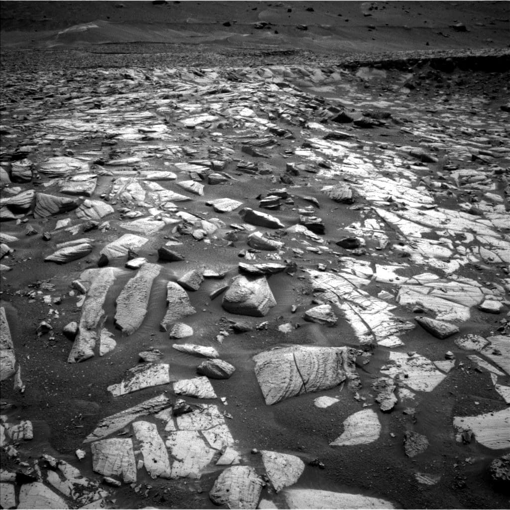 Mars image captured by NAV_LEFT_B on Curiosity