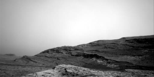 Mars image captured by NAV_RIGHT_B on Curiosity