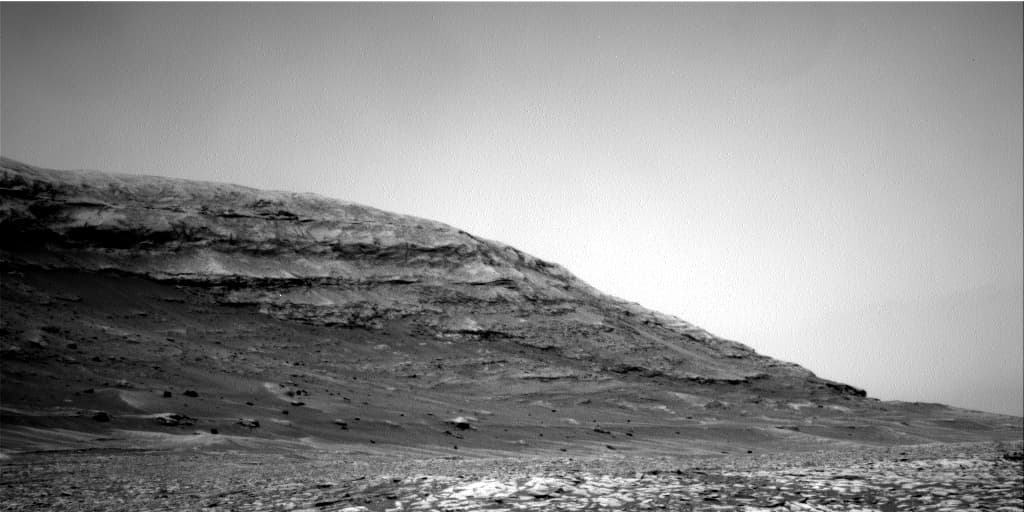 Mars image captured by NAV_RIGHT_B on Curiosity