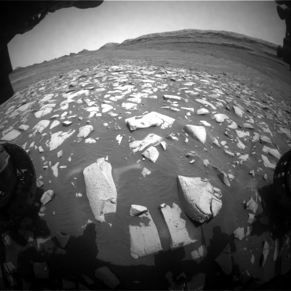Mars image captured by FHAZ_LEFT_B on Curiosity