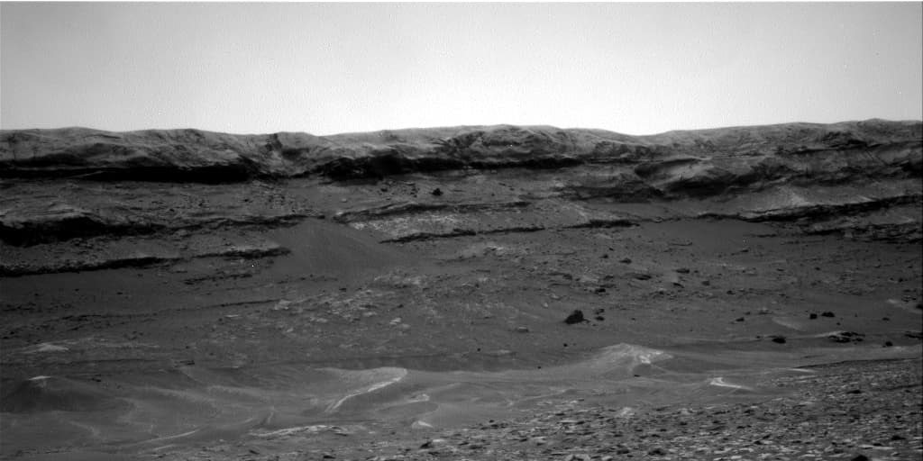 Mars image captured by NAV_RIGHT_B on Curiosity