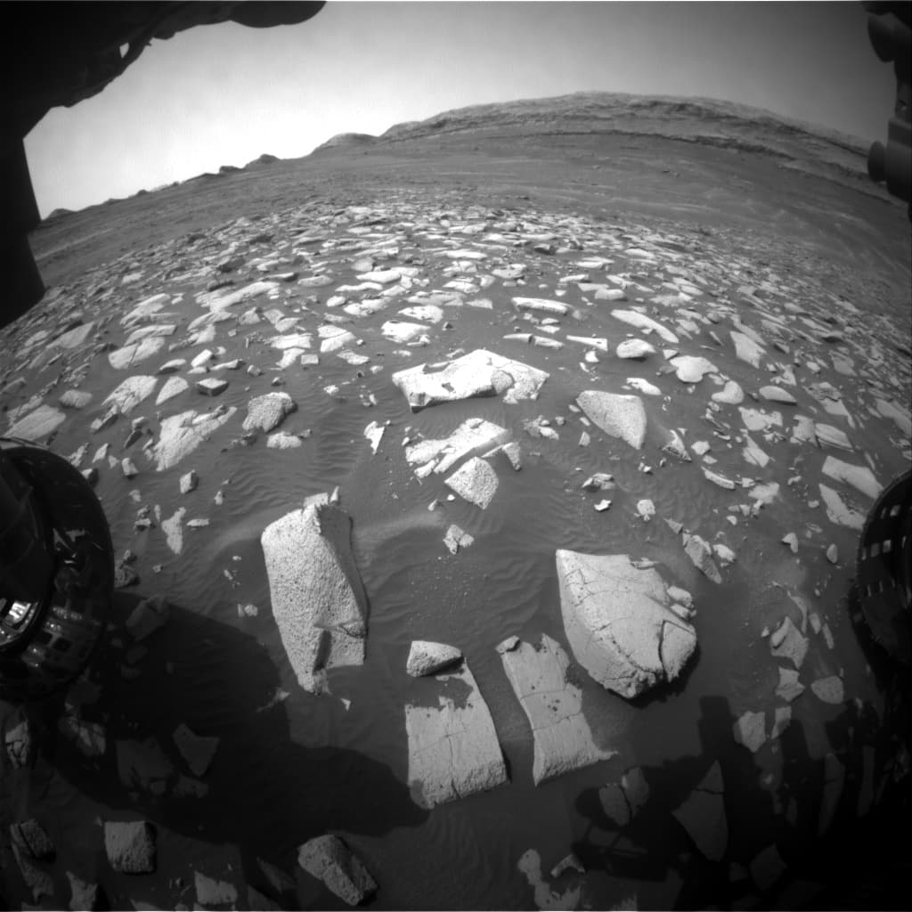 Mars image captured by FHAZ_LEFT_B on Curiosity
