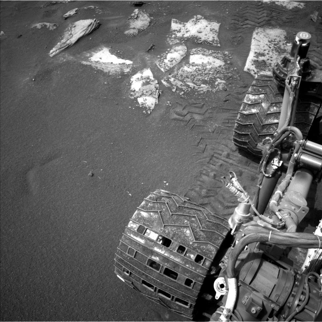 Foto de Marte da câmera NAV_LEFT_B
