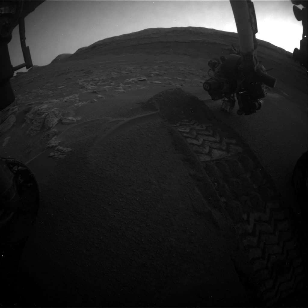 Mars image captured by FHAZ_LEFT_B on Curiosity