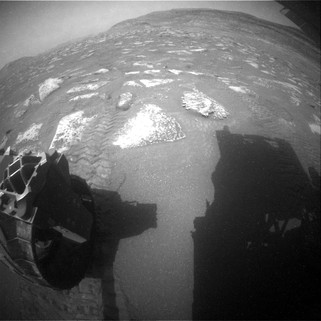 Mars image captured by RHAZ_LEFT_B on Curiosity