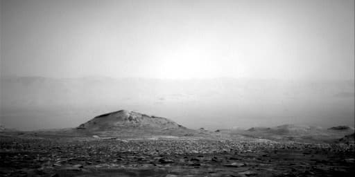 Mars image captured by NAV_RIGHT_B on Curiosity