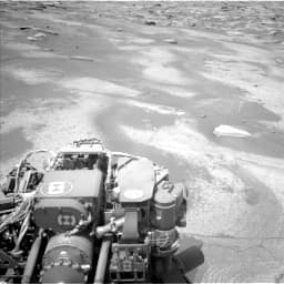 Mars image captured by NAV_LEFT_B on Curiosity