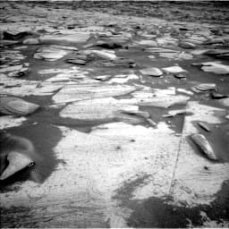Mars image captured by NAV_LEFT_B on Curiosity