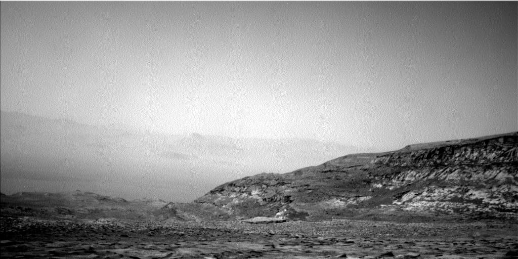 Mars image captured by NAV_LEFT_B on Curiosity