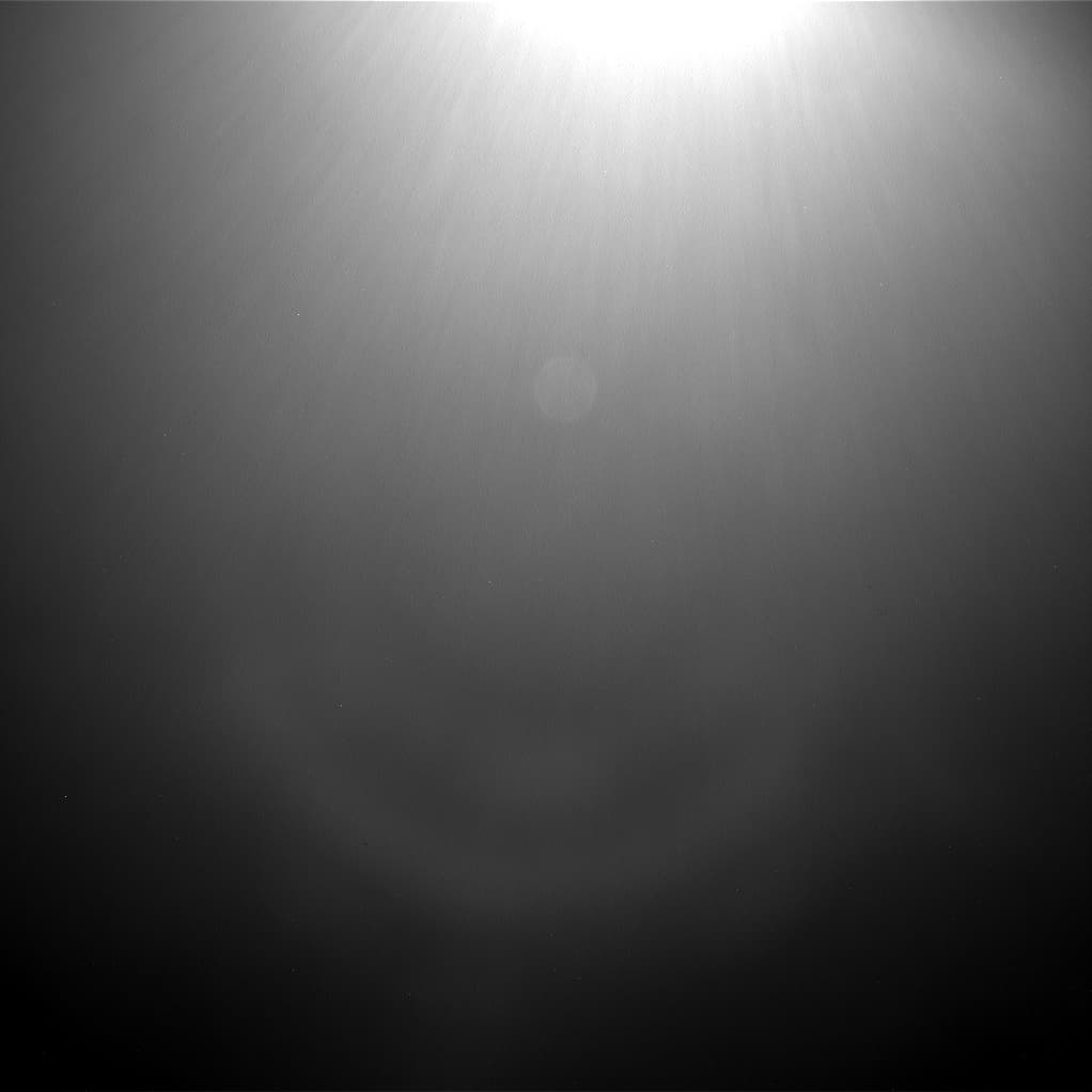 Mars image captured by NAV_RIGHT_B on Curiosity