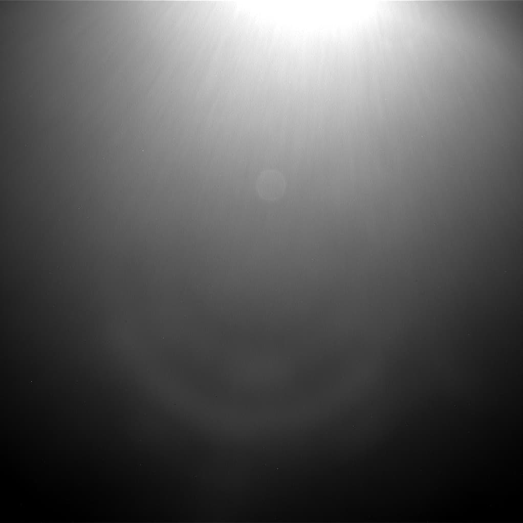 Mars image captured by NAV_RIGHT_B on Curiosity
