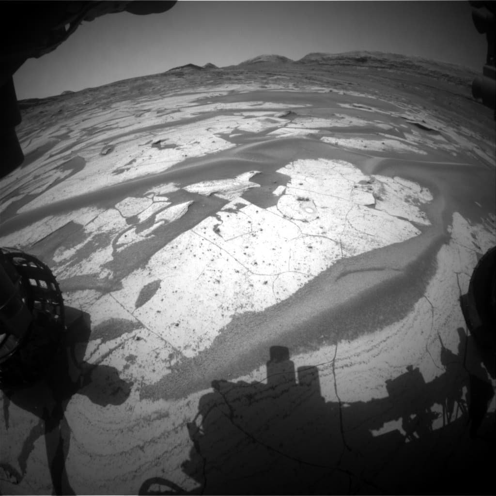 Mars image captured by FHAZ_LEFT_B on Curiosity