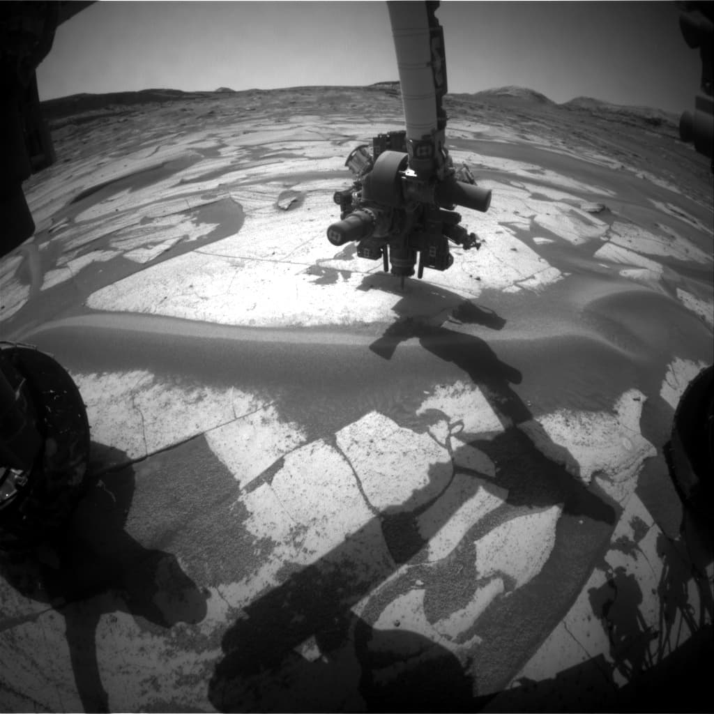 Mars image captured by FHAZ_LEFT_B on Curiosity