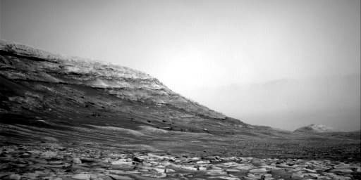 Mars image captured by NAV_RIGHT_B on Curiosity