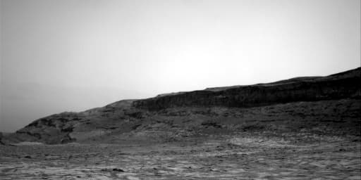 Mars image captured by NAV_RIGHT_B on Curiosity