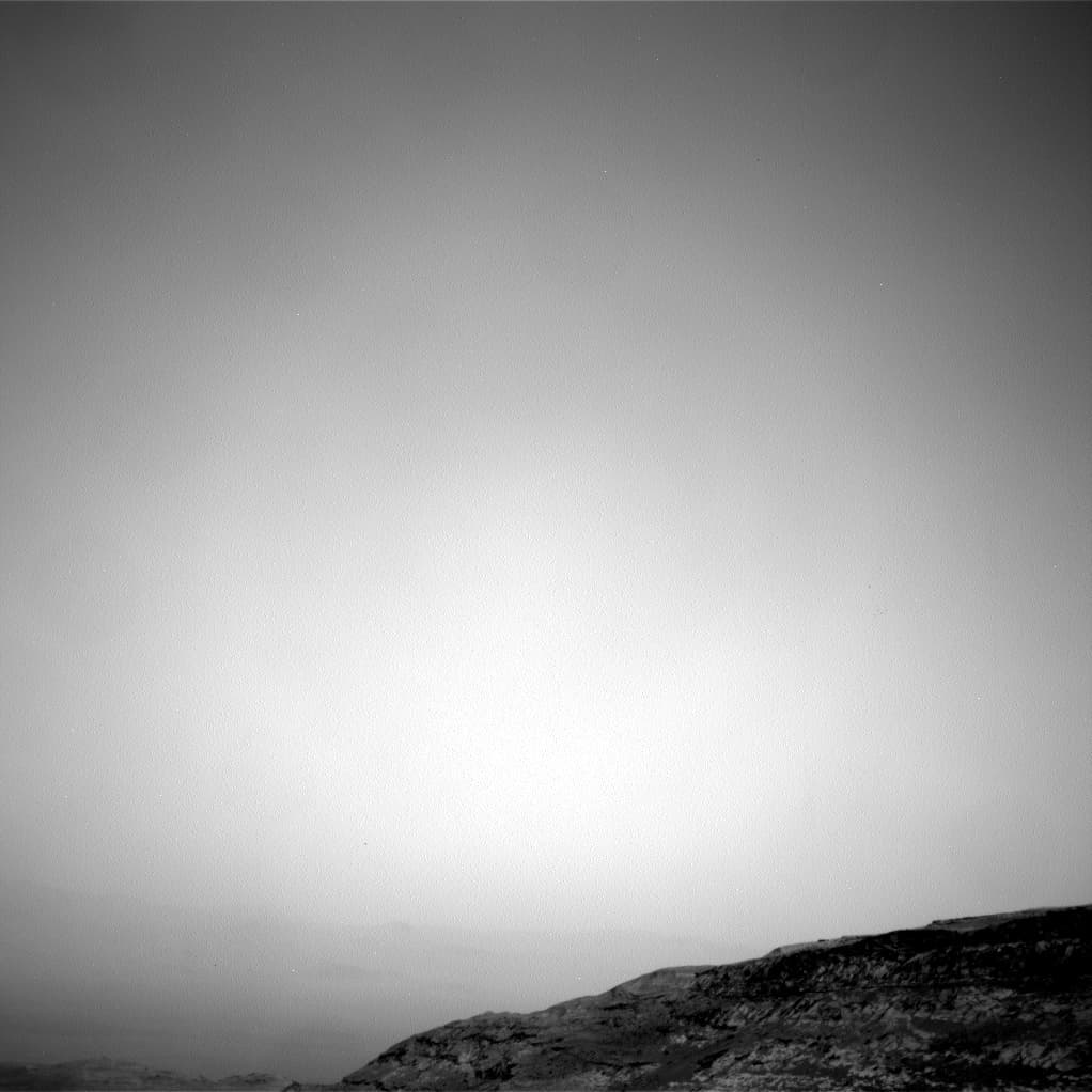 Mars image captured by NAV_RIGHT_B on Curiosity