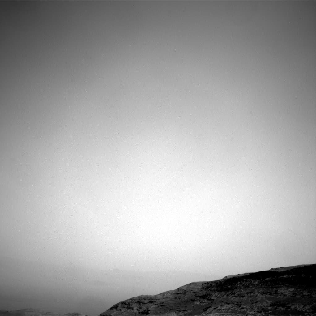 Mars image captured by NAV_RIGHT_B on Curiosity