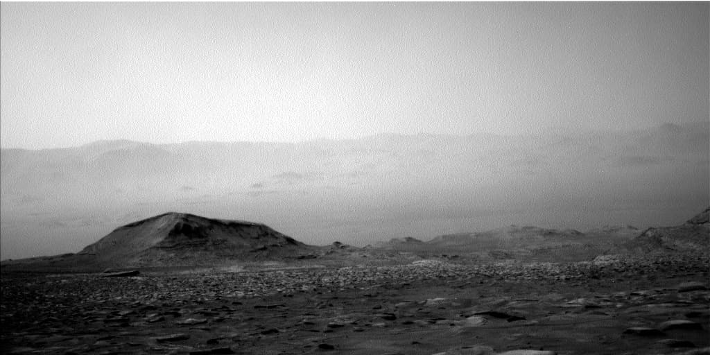 Mars image captured by NAV_LEFT_B on Curiosity