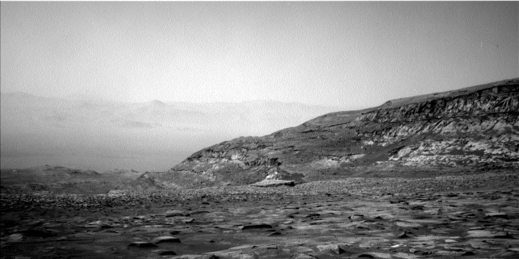 Mars image captured by NAV_LEFT_B on Curiosity