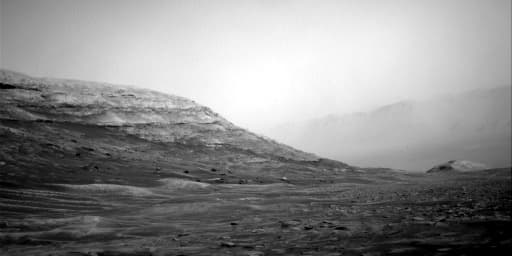 Mars image captured by NAV_RIGHT_B on Curiosity