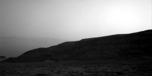 Mars image captured by NAV_RIGHT_B on Curiosity