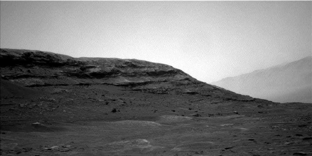 Mars image captured by NAV_LEFT_B on Curiosity