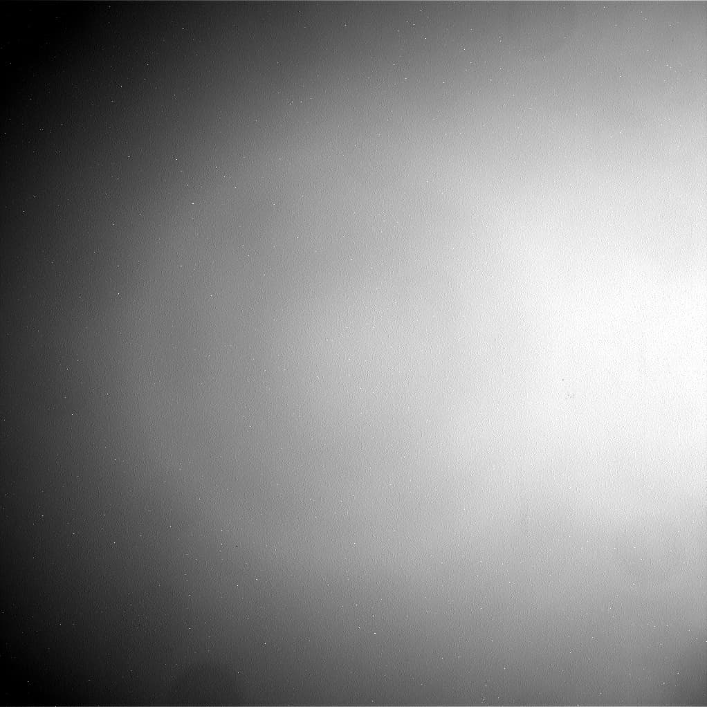 Mars image captured by NAV_RIGHT_B on Curiosity