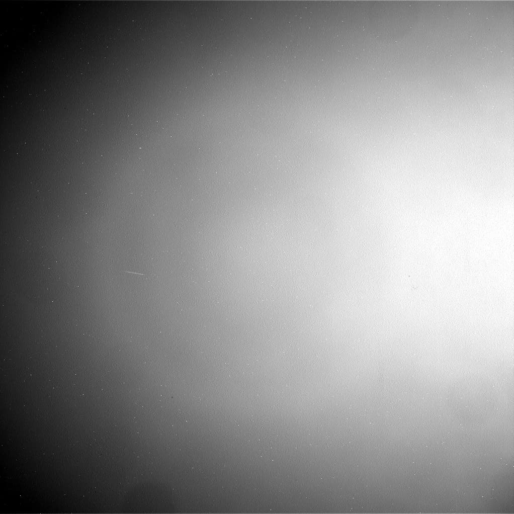 Mars image captured by NAV_RIGHT_B on Curiosity