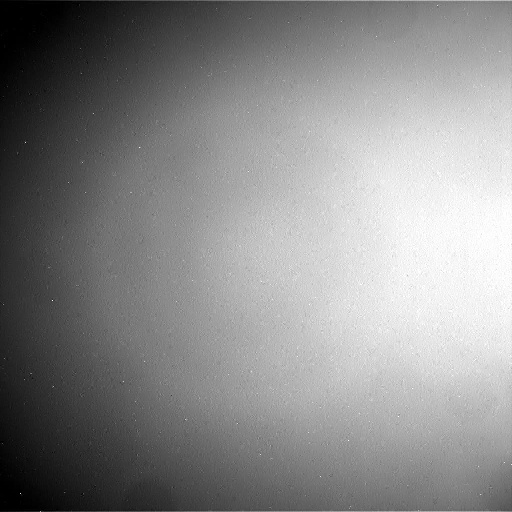 Mars image captured by NAV_RIGHT_B on Curiosity