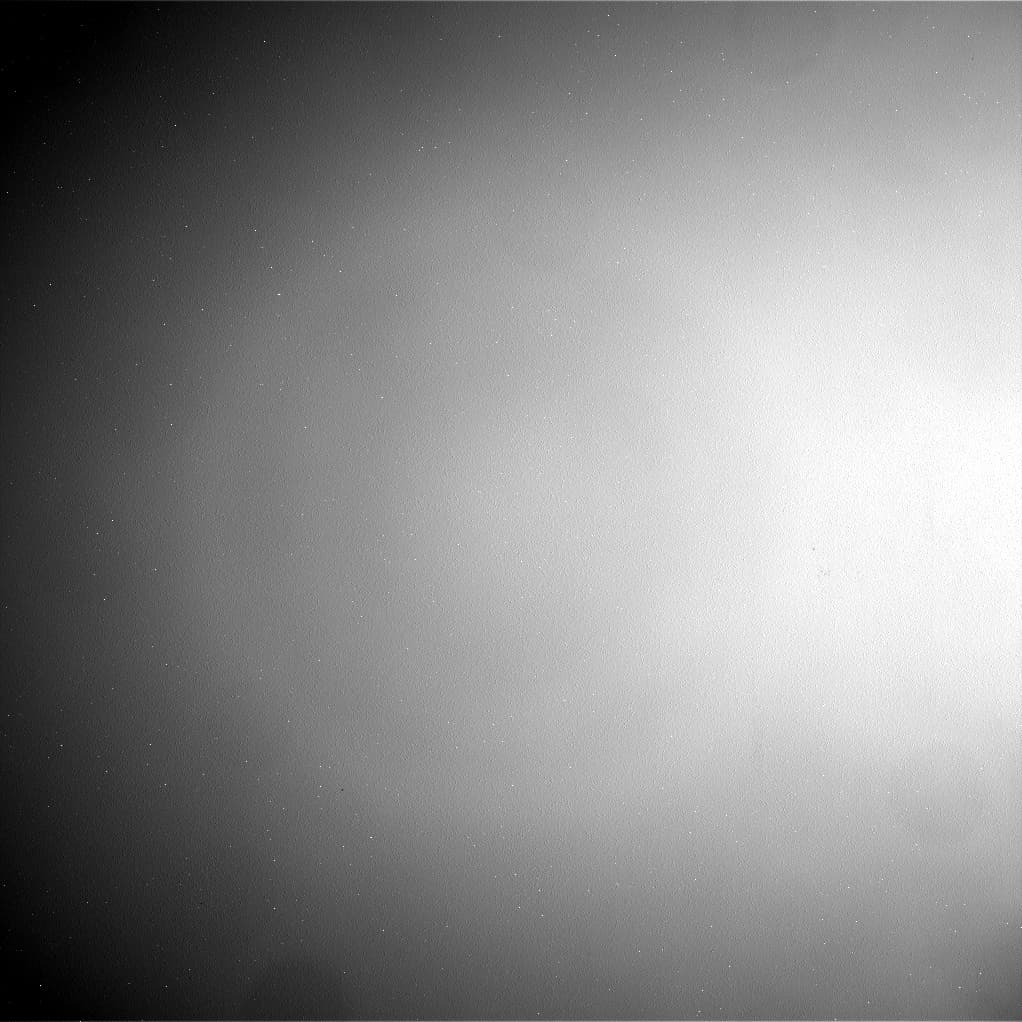 Mars image captured by NAV_RIGHT_B on Curiosity