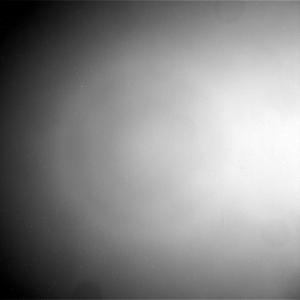 Mars image captured by NAV_RIGHT_B on Curiosity