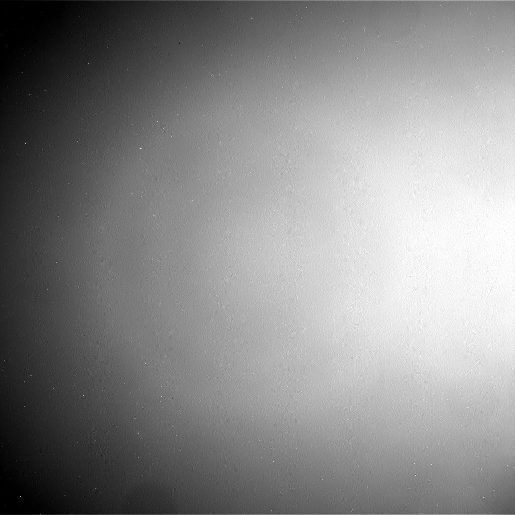 Mars image captured by NAV_RIGHT_B on Curiosity