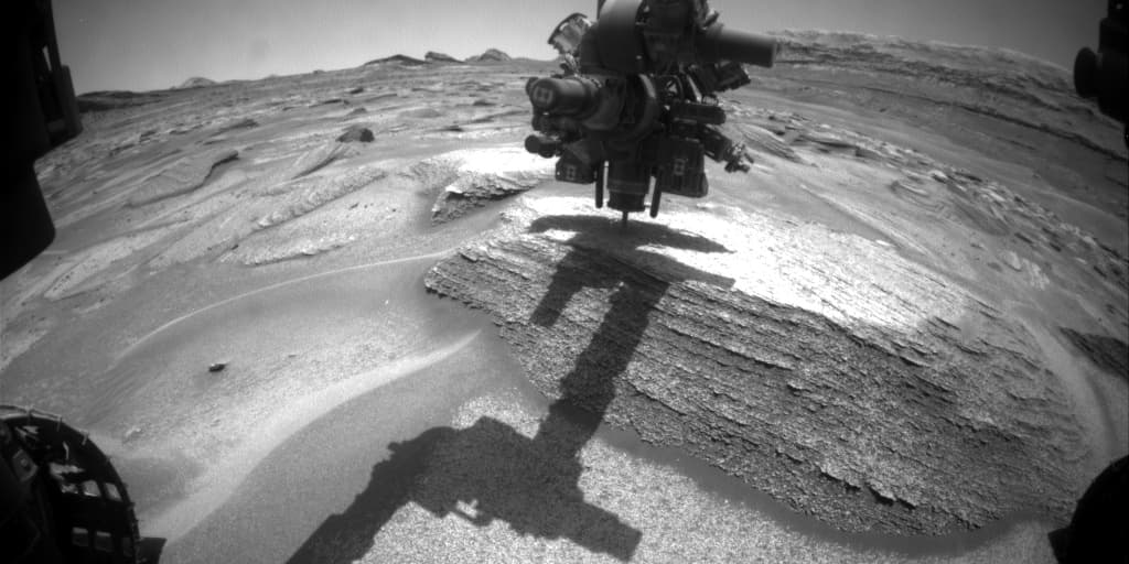 Mars image captured by FHAZ_LEFT_B on Curiosity