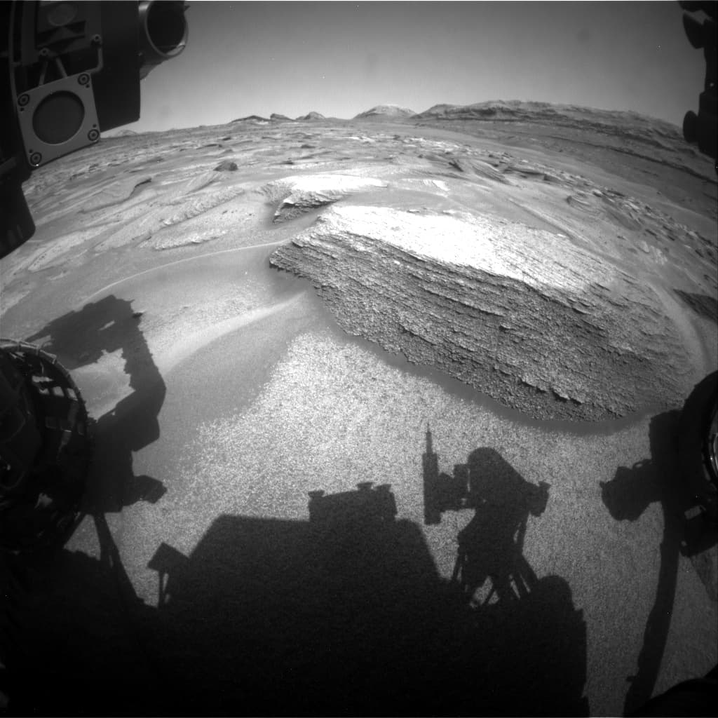 Mars image captured by FHAZ_LEFT_B on Curiosity