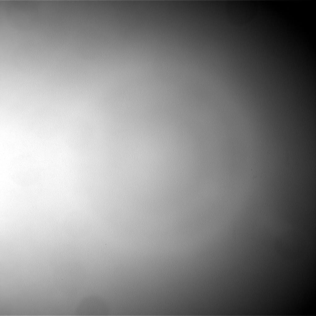 Mars image captured by NAV_RIGHT_B on Curiosity