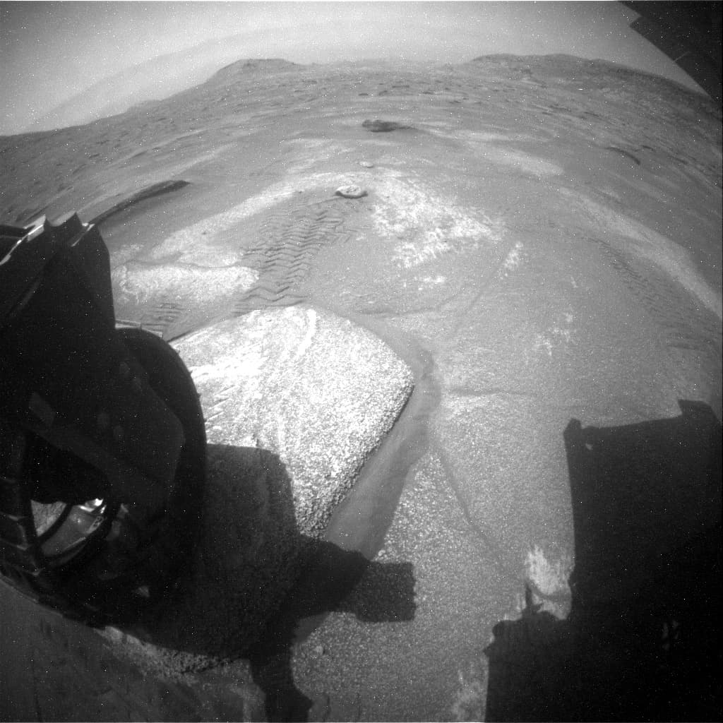 Mars image captured by RHAZ_LEFT_B on Curiosity