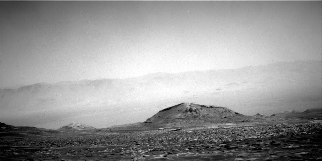 Mars image captured by NAV_RIGHT_B on Curiosity