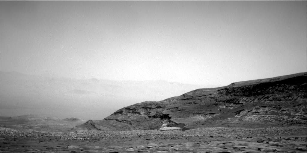 Mars image captured by NAV_RIGHT_B on Curiosity