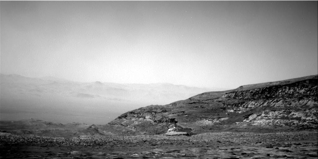 Mars image captured by NAV_RIGHT_B on Curiosity