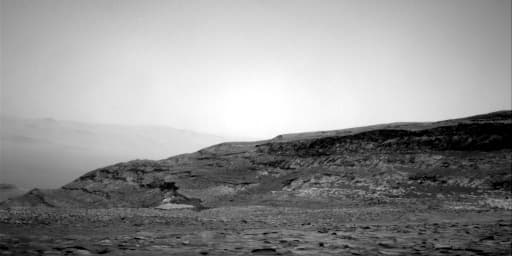Mars image captured by NAV_RIGHT_B on Curiosity