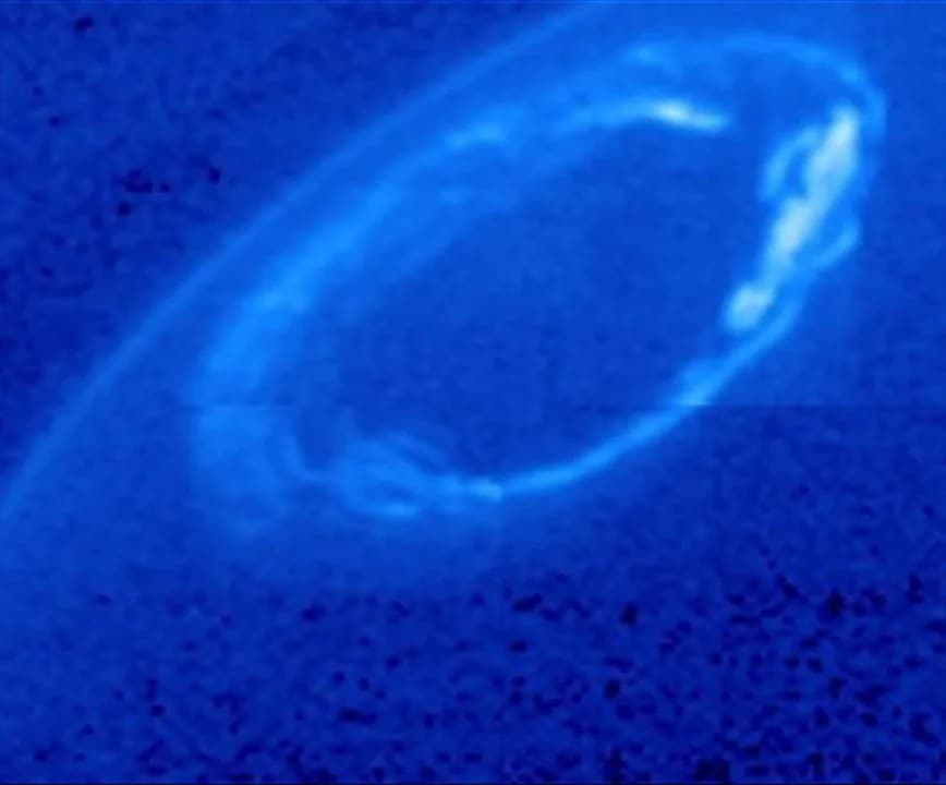 NASA Spacecraft Get a 360-Degree View of Saturn’s Auroras