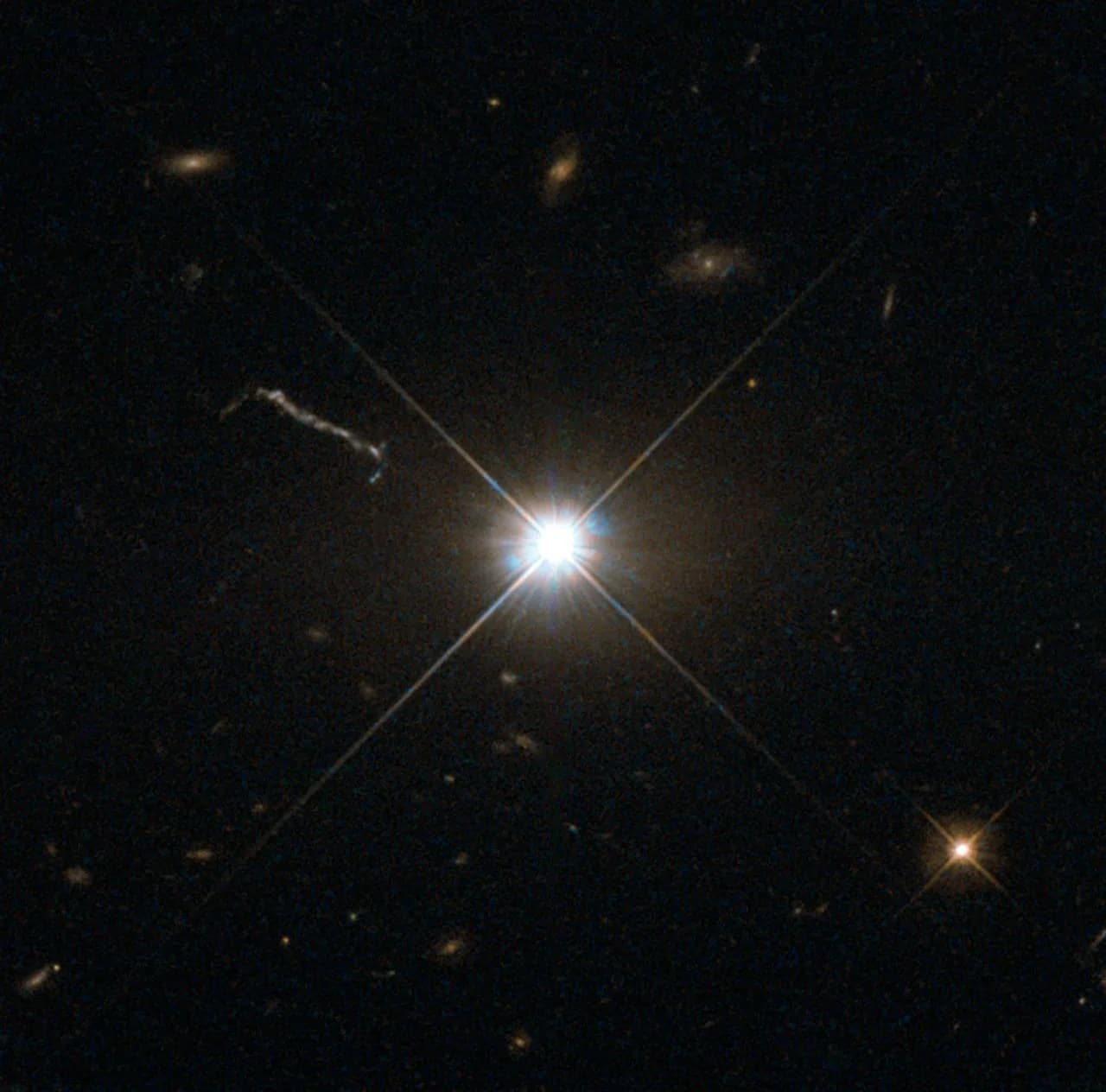 NASA’s Hubble Gets the Best Image of Bright Quasar 3C 273