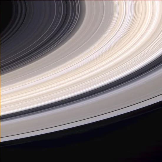 Saturn’s Rings Offer a Fresco of Color