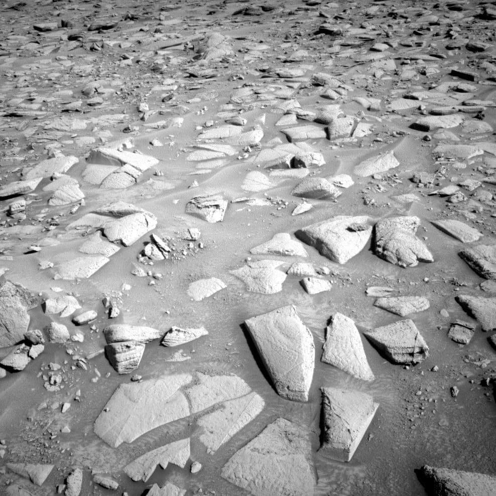 Sol 3905: Roving in a Winter Wonderland
