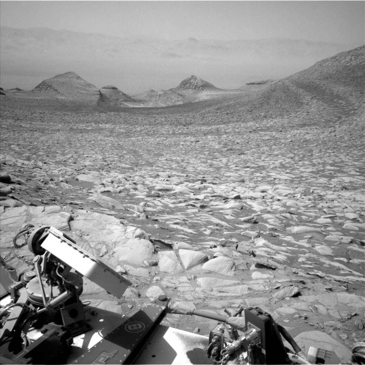 Sols 4104-4106: Dark Band Drill Surprise